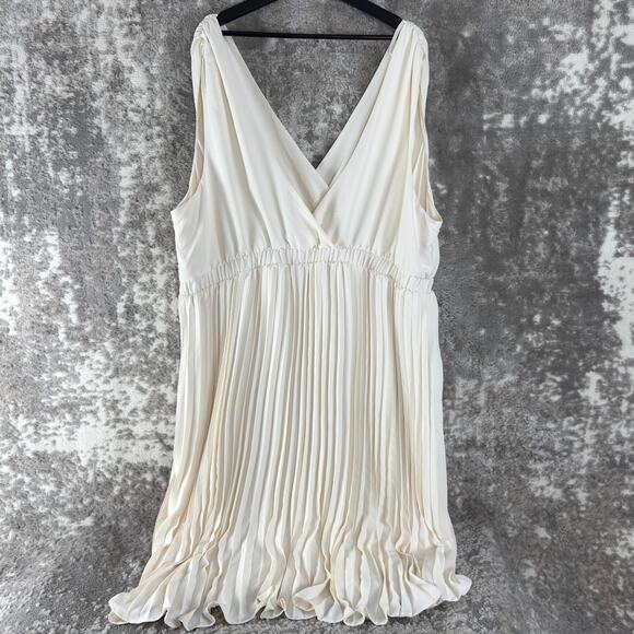 NEW Torrid Plus Size 3X Marilyn Monroe V Neck Pleated Midi Flared Dress Ivory - Picture 1 of 7